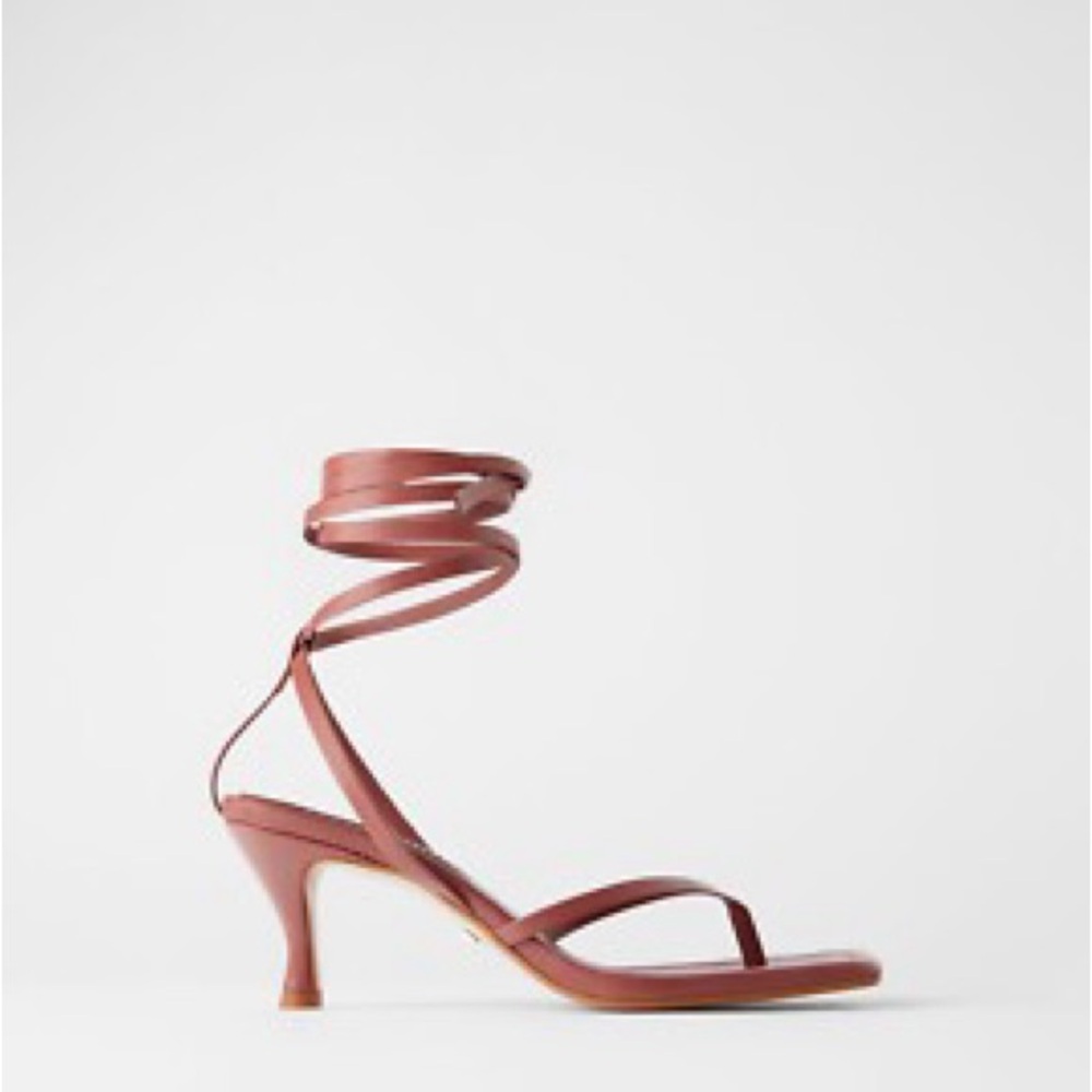 DONATING 4/30 Zara Women's dark pink mauve kitten Heels sandals 37 7 - Picture 2 of 4